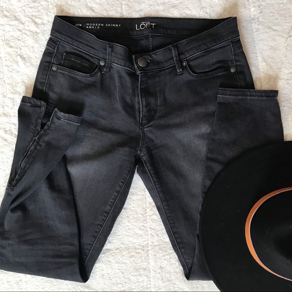 Loft “modern skinny ankle” jeans w/ankle zipper